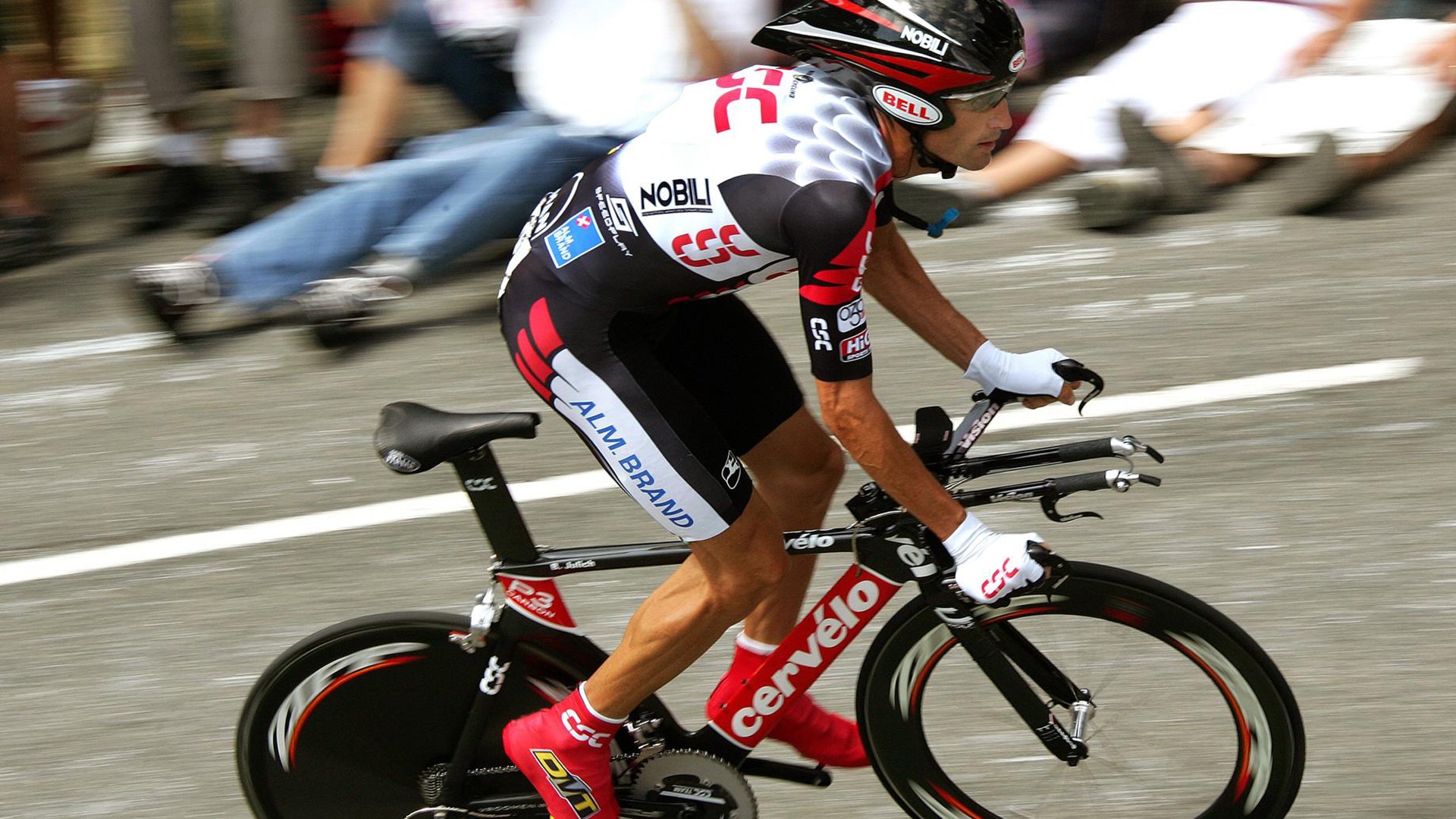 马拉松训练营为大众跑者提供科学指导，马拉松系统训练